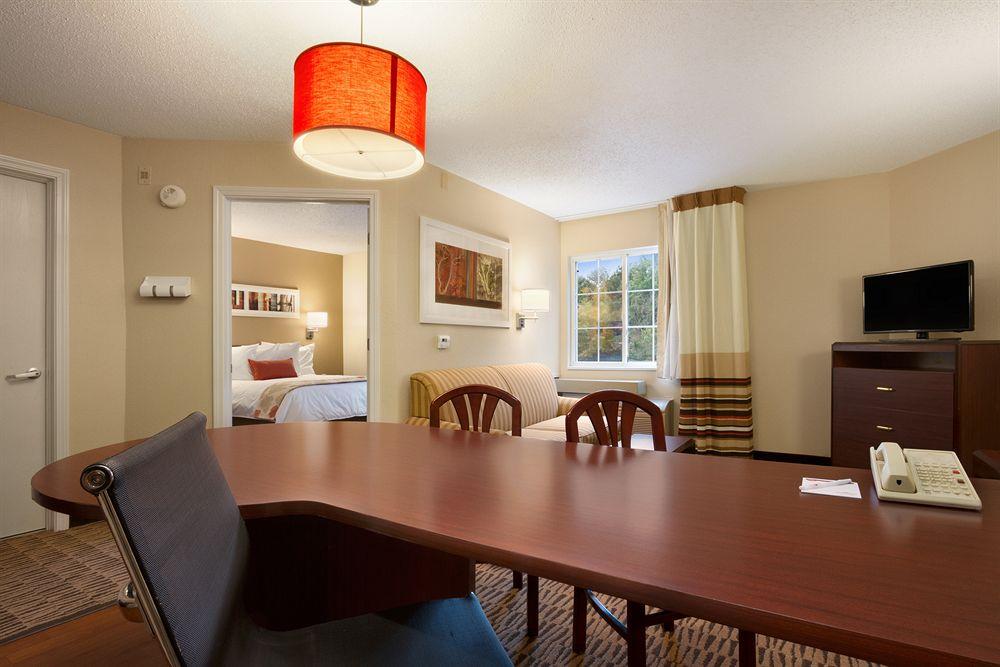 Mainstay Suites Detroit Farmington Hills Dış mekan fotoğraf