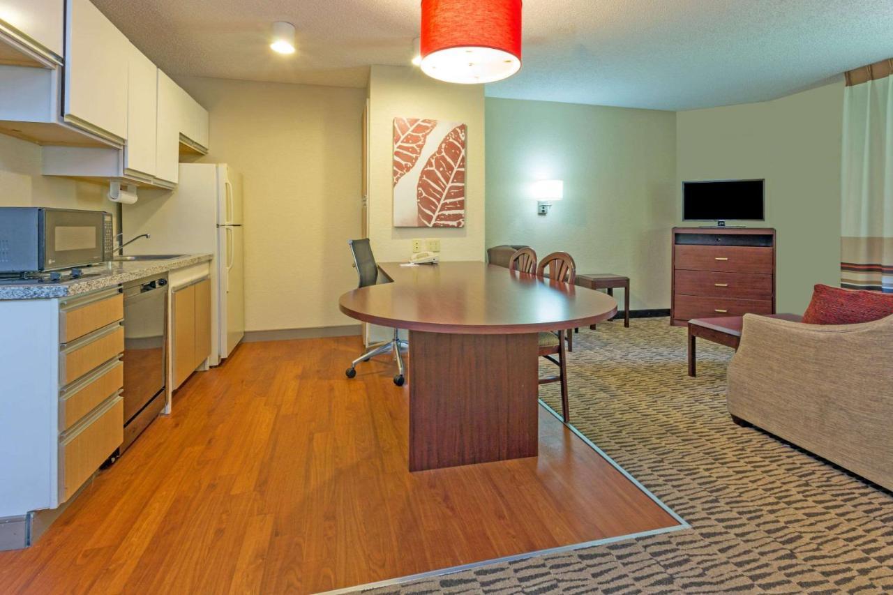 Mainstay Suites Detroit Farmington Hills Dış mekan fotoğraf