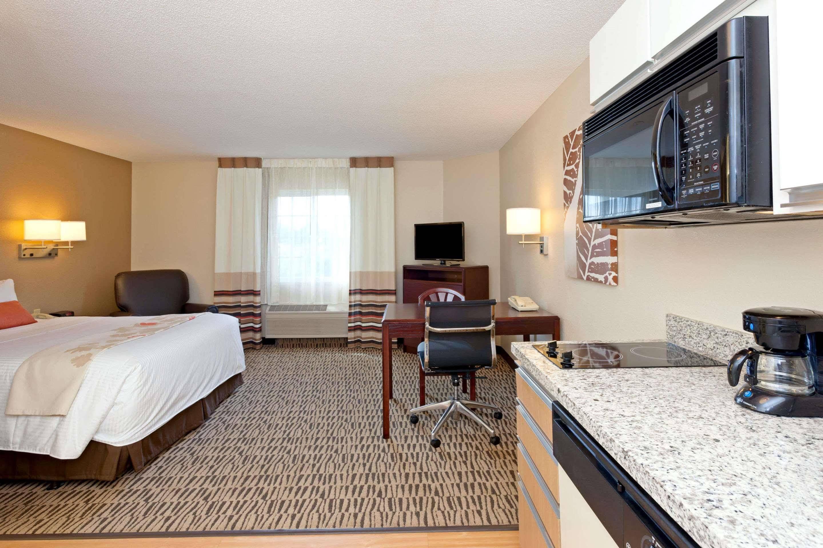 Mainstay Suites Detroit Farmington Hills Dış mekan fotoğraf