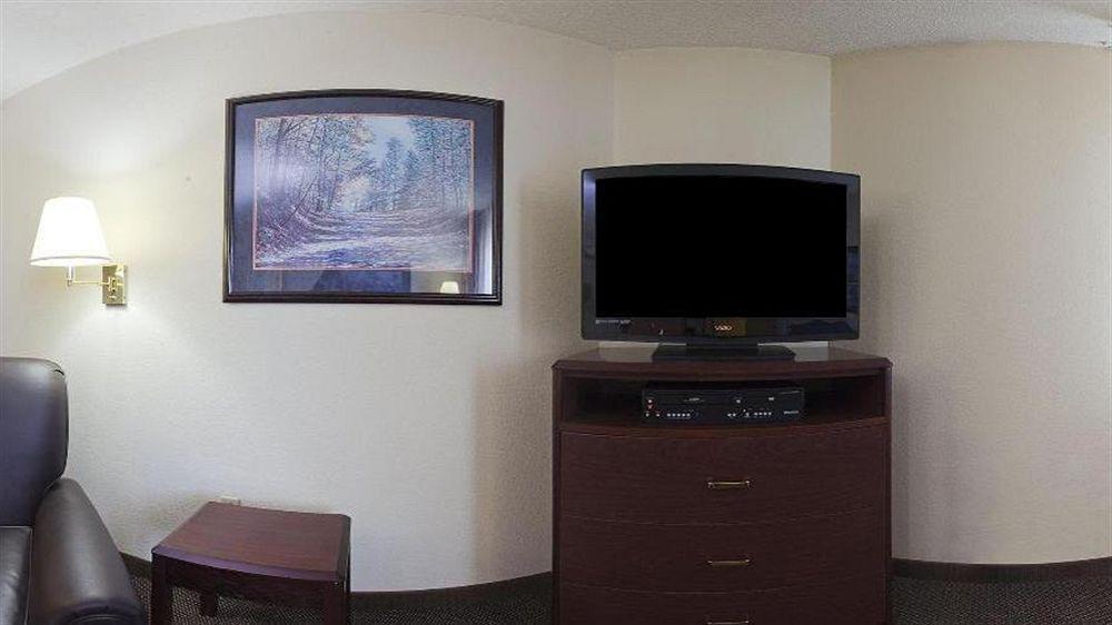 Mainstay Suites Detroit Farmington Hills Dış mekan fotoğraf